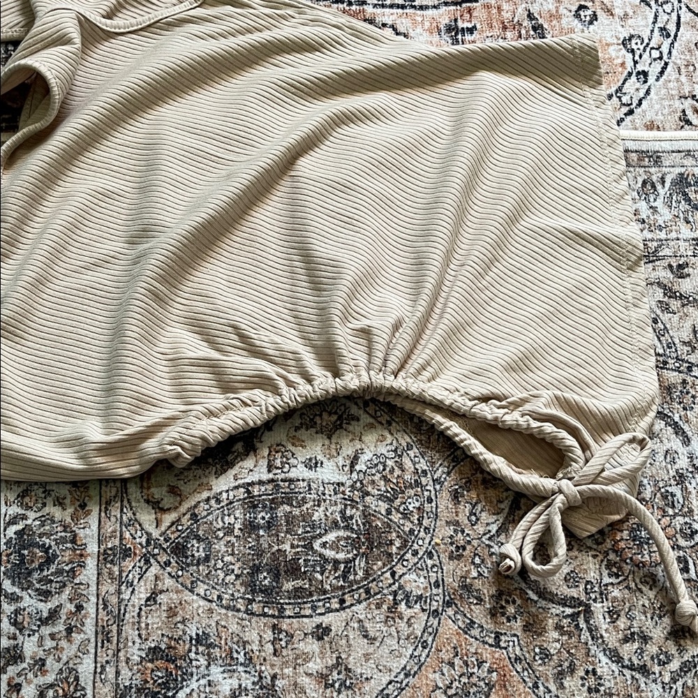 One-Shoulder Beige Ribbed Tank Top - Picture 4 of 4